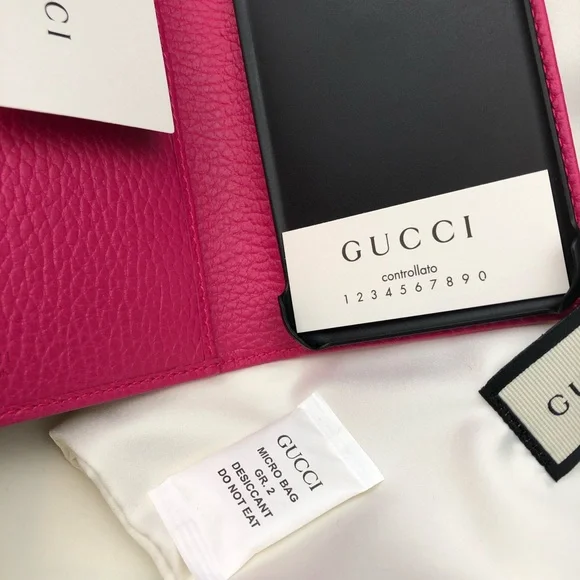 Gucci GG Marmont bifold Wallet Case iPhone 7/8 Case with interior card - Picture 8 of 15